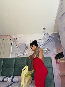 Snapshot of kiim_taaylor chatting on 02-14-26, 11:32 kiim taaylor online show from 02-14-26, 11:32