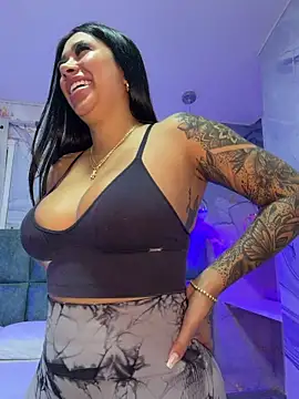 Snapshot of kiim_taaylor chatting on 03-01-26, 11:32 kiim taaylor online show from 03-01-26, 11:32