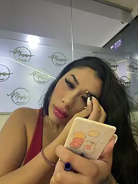 Snapshot of kiim_taaylor chatting on 02-26-26, 08:14 kiim taaylor online show from 02-26-26, 08:14