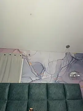 Snapshot of kiim_taaylor chatting on 02-13-26, 11:21 kiim taaylor online show from 02-13-26, 11:21