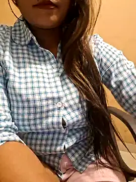 Snapshot of N-Natasha chatting on 02-19-25, 09:39 N-Natasha online show from 02-19-25, 09:39