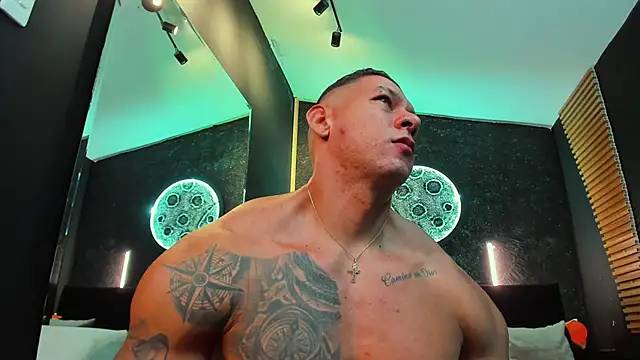 MassimoWalton2 online show from 01-11-25, 02:30