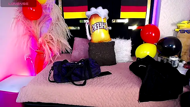 Bunny O online show from 09-17-25, 08:33