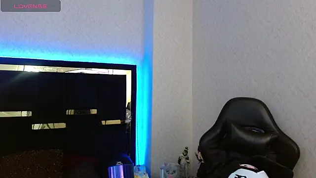 Snapshot of Bunny_O chatting on 04-22-26, 01:23 Bunny O online show from 04-22-26, 01:23