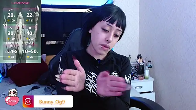 Snapshot of Bunny_O chatting on 06-09-26, 12:55 Bunny O online show from 06-09-26, 12:55