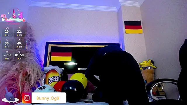 Bunny O online show from 09-30-25, 08:15