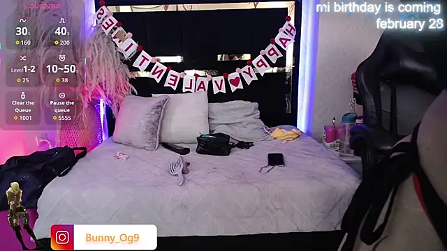 Snapshot of Bunny_O chatting on 02-14-26, 11:38 Bunny O online show from 02-14-26, 11:38
