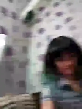 Snapshot of SweetLeila40 chatting on 02-13-25, 09:17 SweetLeila40 online show from 02-13-25, 09:17