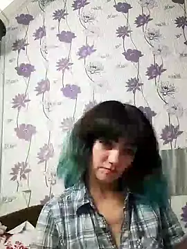 Snapshot of SweetLeila40 chatting on 02-14-25, 12:19 SweetLeila40 online show from 02-14-25, 12:19