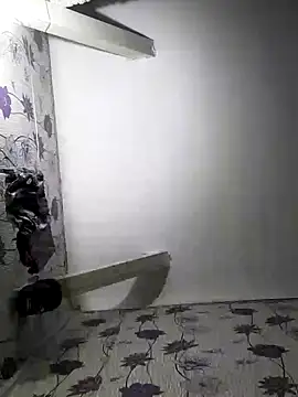 Snapshot of SweetLeila40 chatting on 01-29-25, 09:17 SweetLeila40 online show from 01-29-25, 09:17