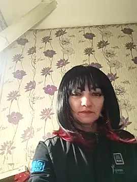 Snapshot of SweetLeila40 chatting on 03-07-25, 05:17 SweetLeila40 online show from 03-07-25, 05:17