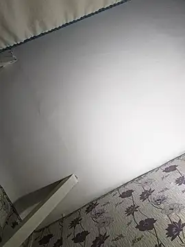 Snapshot of SweetLeila40 chatting on 03-13-25, 08:54 SweetLeila40 online show from 03-13-25, 08:54