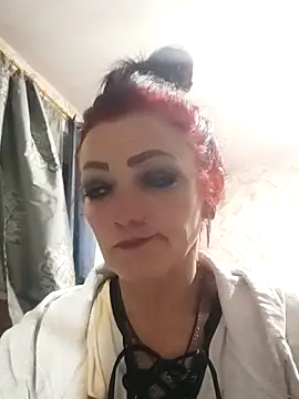 Snapshot of SweetLeila40 chatting on 03-19-26, 11:05 SweetLeila40 online show from 03-19-26, 11:05