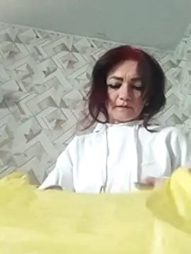 Snapshot of SweetLeila40 chatting on 04-21-26, 03:18 SweetLeila40 online show from 04-21-26, 03:18