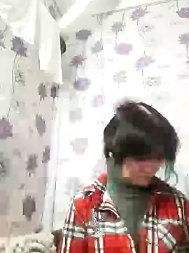 Snapshot of SweetLeila40 chatting on 02-15-25, 08:56 SweetLeila40 online show from 02-15-25, 08:56