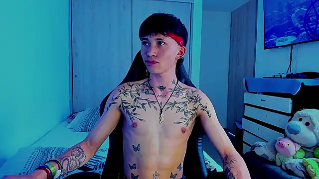 juniior 2311  online show from 02-05-26, 08:37