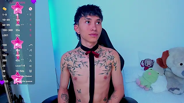 juniior 2311  online show from 11-08-25, 02:42