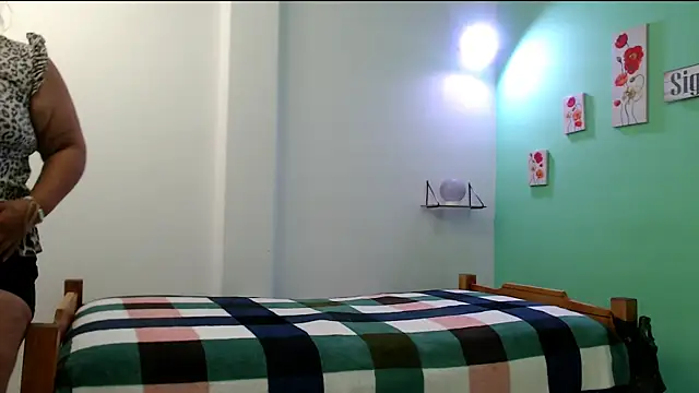 evaleribigtits18 online show from 02-06-26, 01:23