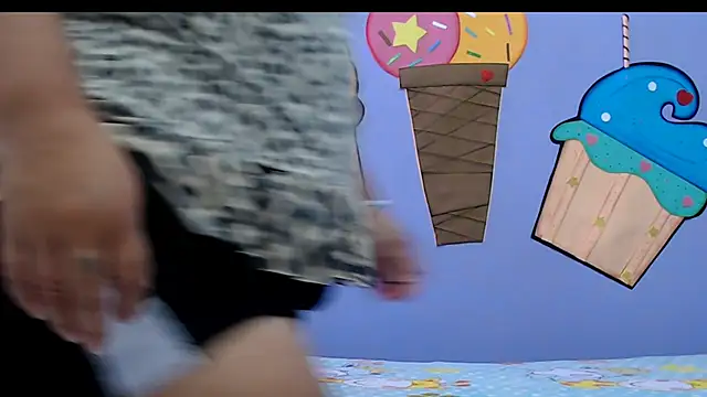 evaleribigtits18 online show from 12-05-25, 07:12