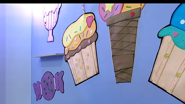 evaleribigtits18 online show from 11-17-25, 07:07