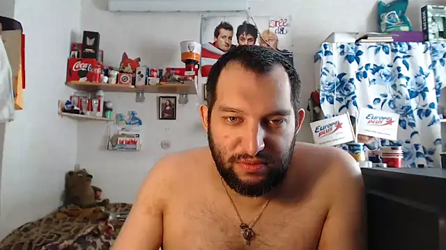 Snapshot of BISEXGOOD777 chatting on 06-20-26, 01:05 BISEXGOOD777 online show from 06-20-26, 01:05
