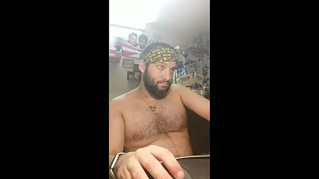 Snapshot of BISEXGOOD777 chatting on 06-23-26, 11:58 BISEXGOOD777 online show from 06-23-26, 11:58