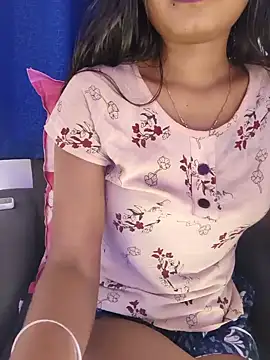 Snapshot of yhona_darling chatting on 06-15-26, 12:16 yhona darling online show from 06-15-26, 12:16