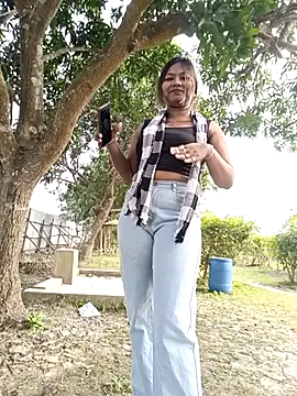 Hot Urvi online show from 12-19-25, 07:11