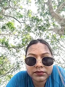 Hot Urvi online show from 04-27-26, 09:29