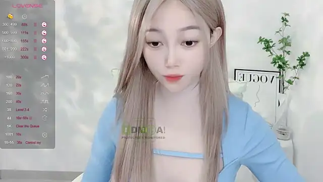 Snapshot of Happy-Minnie chatting on 01-14-25, 07:48 Happy-Minnie online show from 01-14-25, 07:48