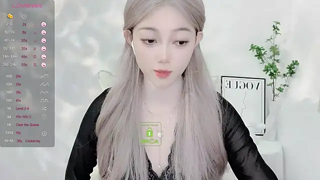 Snapshot of Happy-Minnie chatting on 12-05-24, 09:44 Happy-Minnie online show from 12-05-24, 09:44