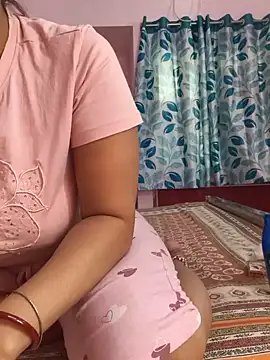 Snapshot of MUMTAJ-1 chatting on 06-05-26, 09:04 MUMTAJ-1 online show from 06-05-26, 09:04