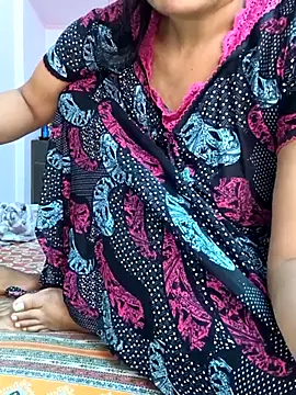 Snapshot of MUMTAJ-1 chatting on 05-07-26, 01:43 MUMTAJ-1 online show from 05-07-26, 01:43