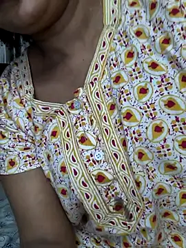 Snapshot of MUMTAJ-1 chatting on 07-13-26, 04:28 MUMTAJ-1 online show from 07-13-26, 04:28