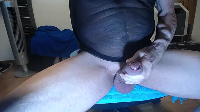 MrTrent online show from 03-04-25, 02:32