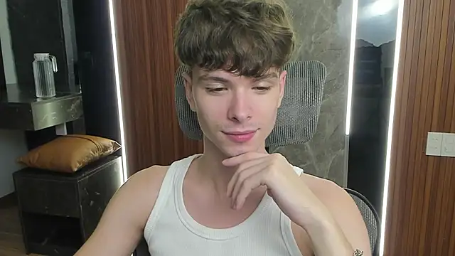 calvin love you online show from 04-02-26, 05:08