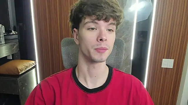Snapshot of calvin_love_you chatting on 05-22-26, 05:11 calvin love you online show from 05-22-26, 05:11