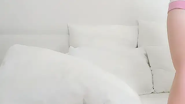 MoonAngelic online show from 04-28-26, 02:27