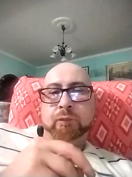 Snapshot of Cazzodr chatting on 03-08-25, 11:07 Cazzodr online show from 03-08-25, 11:07