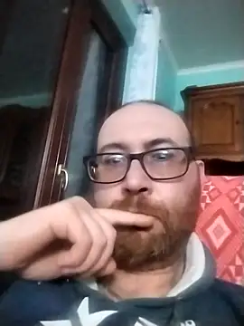 Snapshot of Cazzodr chatting on 03-04-25, 08:38 Cazzodr online show from 03-04-25, 08:38