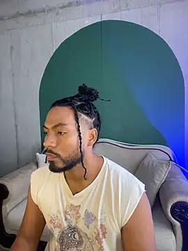 noah jones   online show from 02-10-26, 04:39