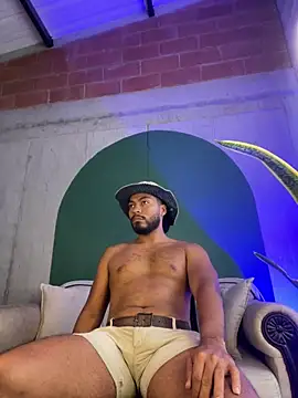 noah jones   online show from 02-01-26, 04:27