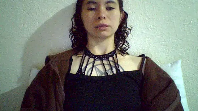 CELEna098rs707 online show from 05-22-26, 08:51