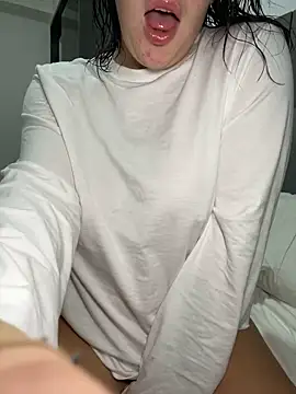 lilylush24 online show from 03-15-25, 01:29