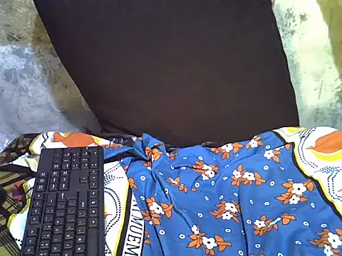 Soft gal12 online show from 10-17-25, 05:44