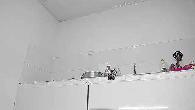 Snapshot of Sophie_sweett19 chatting on 01-23-25, 12:35 Sophie sweett19 online show from 01-23-25, 12:35