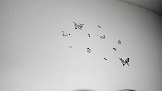 Snapshot of Sophie_sweett19 chatting on 02-05-25, 03:34 Sophie sweett19 online show from 02-05-25, 03:34