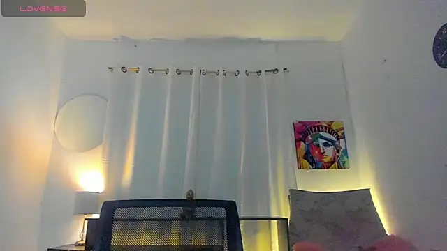Snapshot of Sophie_sweett19 chatting on 05-22-26, 01:25 Sophie sweett19 online show from 05-22-26, 01:25