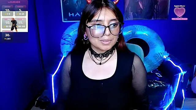 Snapshot of X_CHERRY_XX chatting on 02-07-25, 07:59 X CHERRY XX online show from 02-07-25, 07:59