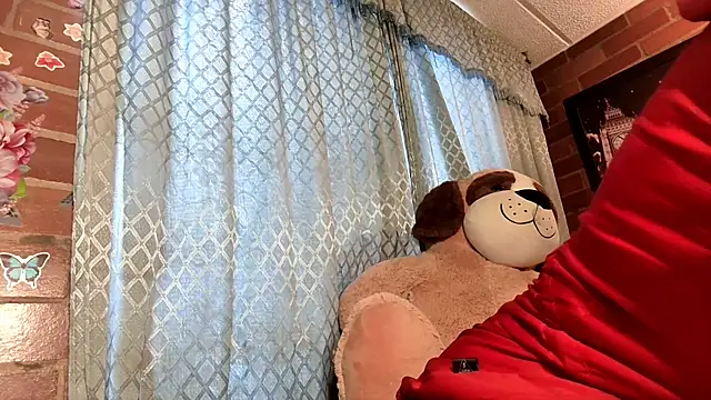 ValeriaLacrozee online show from 10-08-25, 04:40